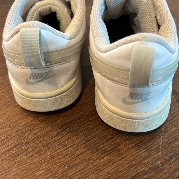 Girls Air Force 1s. Size 2 - Picture 5 of 5